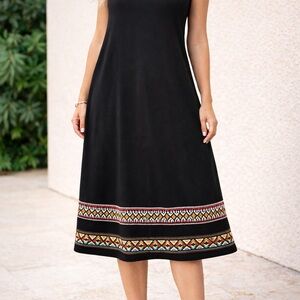 Source Unknown Black Midi Dress with Colorful Embroidery
